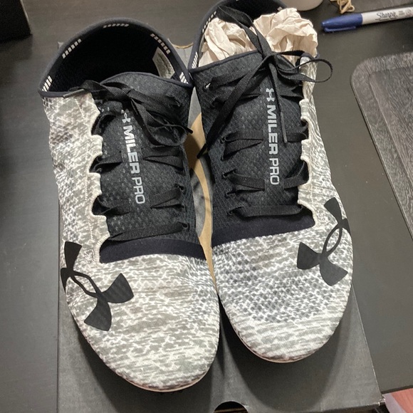 ua speedform miler pro